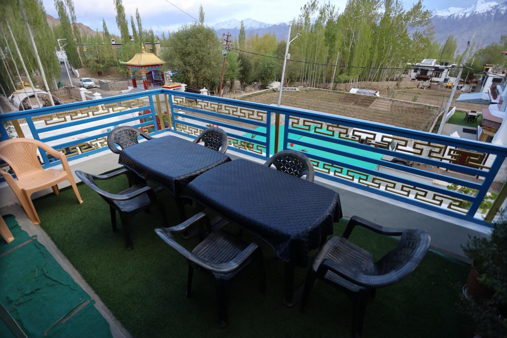 Odbar Guest House Best Guest House At Leh Ladakh Exterior foto